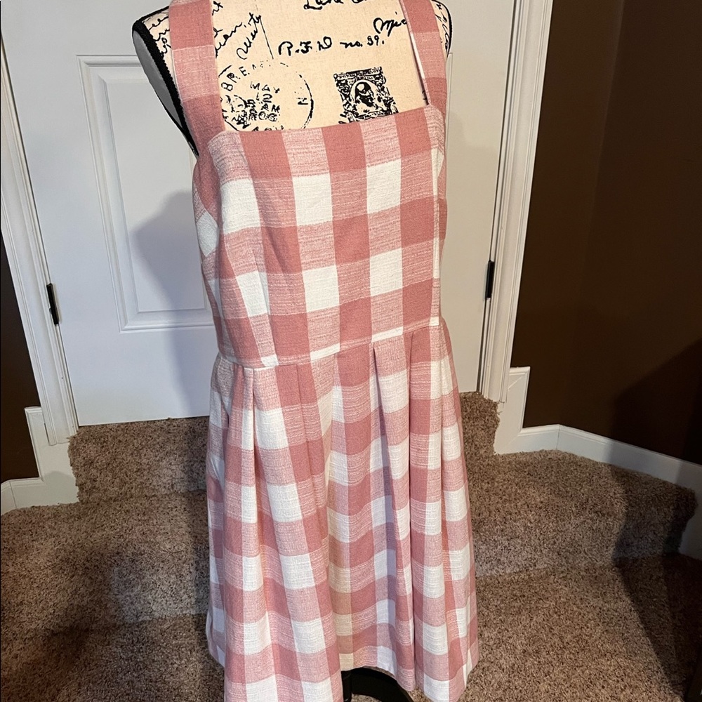 NWOT! Gal Meets Glam Polly Dress Size 16